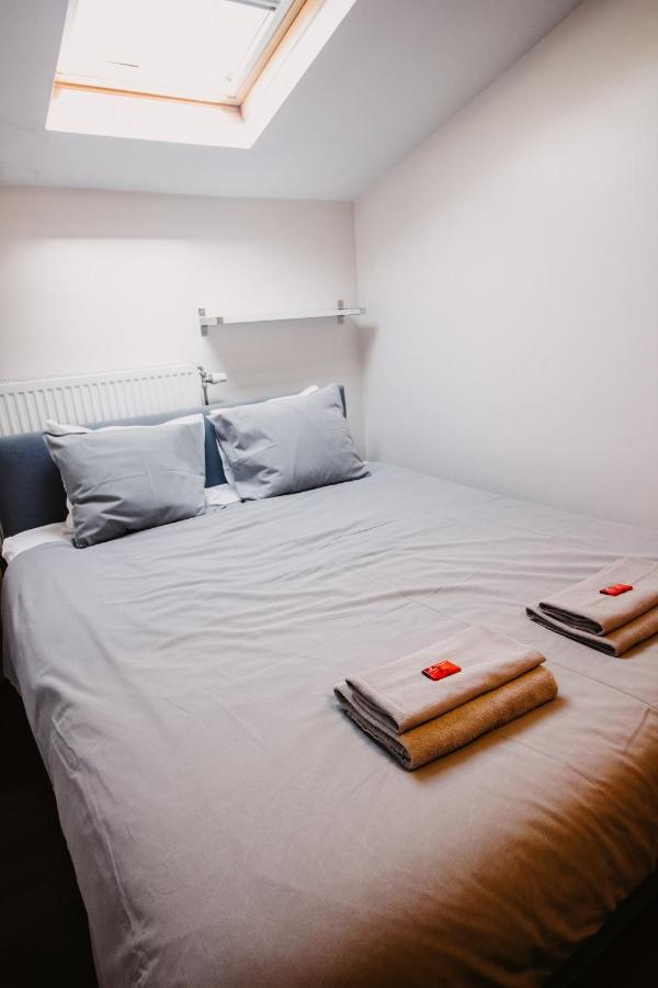 Beautiful Apartments In Porte De Namur Брюксел Екстериор снимка