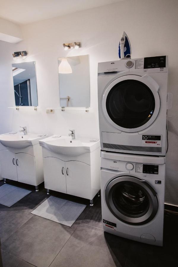 Beautiful Apartments In Porte De Namur Брюксел Екстериор снимка